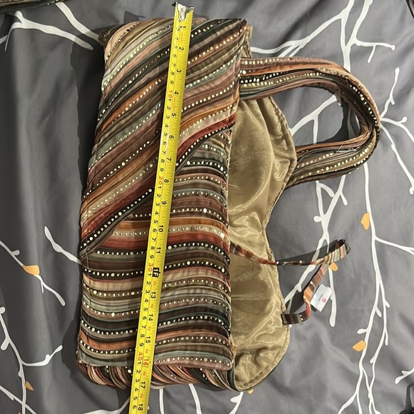 Lengha with 1 shoulder blouse and net dupatta - Picture 7 of 7